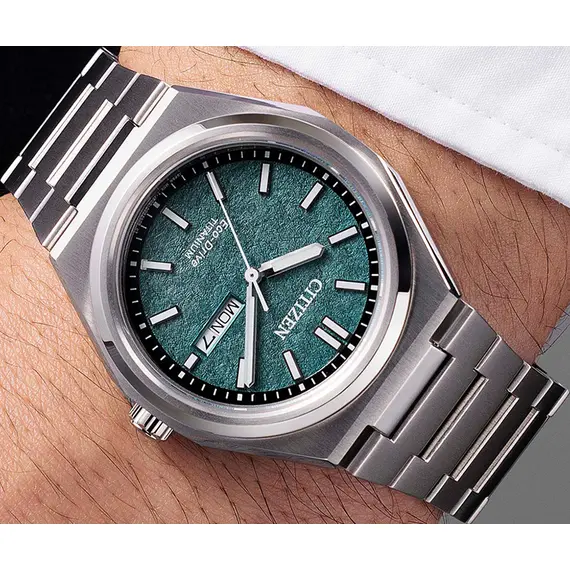 CITIZEN Eco-Drive Super Titanium AW0130-85XE, image 2