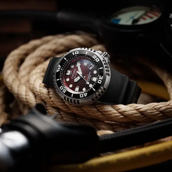 CITIZEN Eco-Drive Professional Diver 300M BN1024-01Z, image 4