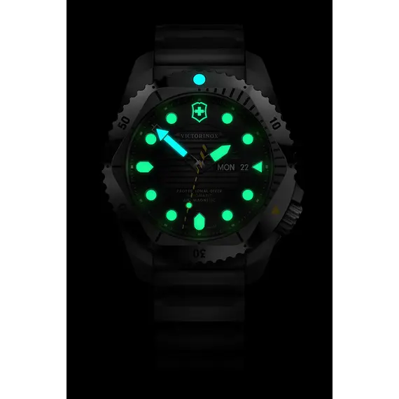 VICTORINOX Dive Pro Automatic 241994, image 6